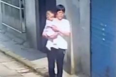 10月大女嬰在家人眼皮底下被人抱走，8小時(shí)后被找到[多圖]