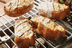 哪些食物會(huì)加速人衰老？吃什么食物會(huì)導(dǎo)致衰老？[圖]