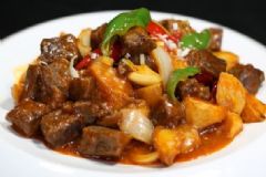 土豆燒牛肉能多吃嗎？哪些搭配食物要少吃？[圖]