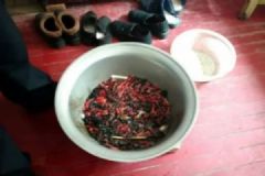 一盆“偏方辣椒”嗆走全樓居民，防毒面罩都出動(dòng)了[多圖]