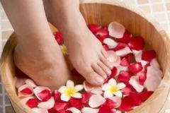 女人濕氣重的危害有哪些？女性濕氣重如何調(diào)理好？[多圖]