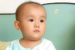 肚子疼、惡心、下肢長紅疹，或是患有類過敏紫斑癥[多圖]