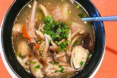 菌子湯富含哪些營養(yǎng)？菌湯的做法有什么？[圖]