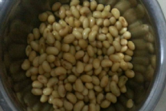 醋泡黃豆的好處有哪些？醋泡黃豆能治病養(yǎng)生嗎？[圖]