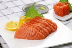 三文魚的營養(yǎng)功效有哪些？三文魚有哪些功效作用？[圖]