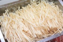 金針菇的功效作用是什么？吃金針菇的好處是什么？[圖]