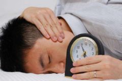 黑眼圈嚴(yán)重喝什么湯比較好？晚上沒睡好怎樣快速醒神？[圖]