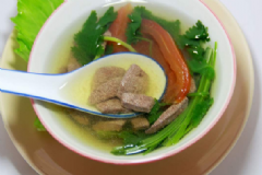 改掉哪些習(xí)慣可以擺脫黑眼圈？吃哪些食物可以去掉黑眼圈？[圖]