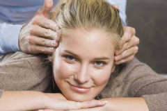 女人內(nèi)分泌失調(diào)的主要癥狀有哪些？這些癥狀表明內(nèi)分泌失調(diào)！[多圖]