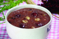 導致濕氣重的原因都有哪些？祛除體內(nèi)濕氣吃哪些食物好？[圖]