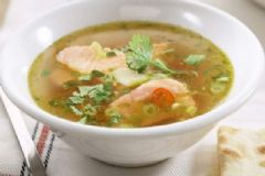 青木瓜鮭魚湯有哪些營養(yǎng)功效？吃鮭魚有哪些禁忌事項(xiàng)？[圖]