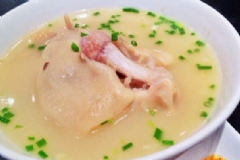 常見(jiàn)的內(nèi)分泌失調(diào)吃什么食物好？哪些人易患內(nèi)分泌失調(diào)？[圖]