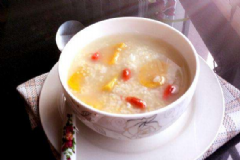 夏季喝哪些粥可以養(yǎng)胃呢？夏季吃哪些食物養(yǎng)胃？[圖]
