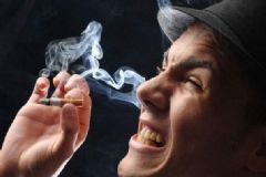 寶寶吸二手煙有何危害？如何避免吸二手煙？[圖]