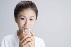 喝水都會胖的人是怎么回事？女人喝水的好處[圖]