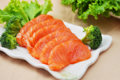 三文魚(yú)刺身有啥營(yíng)養(yǎng)價(jià)值？三文魚(yú)刺身有什么功效？[圖]