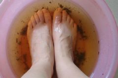 泡腳對腎虛有好處嗎？腎虛泡腳用什么中藥？[圖]