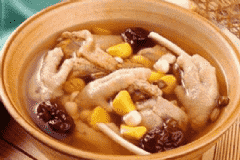 新媽媽產(chǎn)后什么湯最催奶？最催奶的湯有哪些？[圖]
