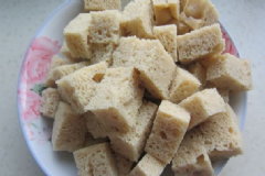 烤麩有哪些營養(yǎng)價值？烤麩有什么功效？[圖]