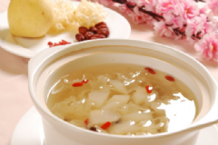 紅棗雪梨湯的功效是什么？女性補血美容的食物有哪些？[圖]