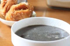 吃黑芝麻糊能長頭發(fā)嗎？吃黑芝麻糊對(duì)頭發(fā)好嗎？[圖]