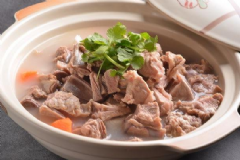 常吃羊肉對(duì)身體有哪些好處？哪類人群不適合吃羊肉？[圖]
