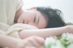 睡得多對身體好嗎？睡眠并非越多越好[圖]