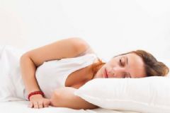 女性睡覺打呼嚕是什么原因？女性打呼嚕怎么辦？[圖]