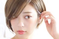 耳朵后面長了個(gè)硬包怎么回事？耳朵后面為什么長了個(gè)小包？[圖]