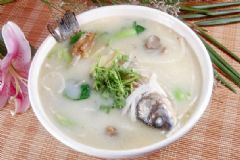 鯽魚湯的功效作用是什么？鯽魚湯的營養(yǎng)價值有哪些？[圖]