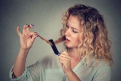 女性脫發(fā)要怎么辦？女性脫發(fā)怎么治療？[多圖]