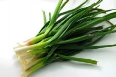 吃蒜苗有哪些好處？吃大蒜的養(yǎng)生功效是什么？[圖]