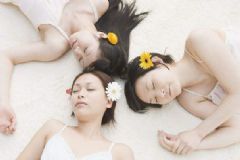 女人痛經(jīng)該怎么辦？女人痛經(jīng)如何緩解？[多圖]