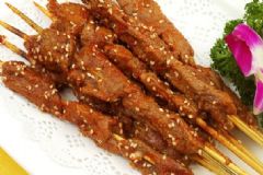 睡前哪些食物會導(dǎo)致失眠？保證睡眠睡前要注意什么？[圖]