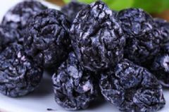 經(jīng)常吃烏梅有什么作用？經(jīng)常吃烏梅有什么好處？[圖]