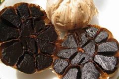 女人吃黑蒜的好處有哪些？黑蒜的營(yíng)養(yǎng)價(jià)值高嗎？[圖]