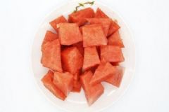 夏季西瓜怎么吃最健康？夏季吃西瓜有什么好處？[圖]