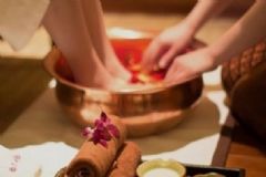 冬天泡腳有哪些好處？冬天泡腳可以去濕氣嗎？[圖]
