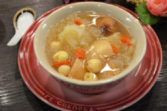 夏季喝什么養(yǎng)生湯好？蓮子怎么煮湯喝？[圖]