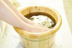 泡腳水加生姜有什么好處？泡腳水加生姜有哪些功效？[圖]