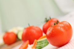 西紅柿的食用禁忌有哪些？吃西紅柿注意事項(xiàng)有哪些？[圖]