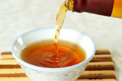 黃酒有哪些營(yíng)養(yǎng)保健的功效？黃酒的營(yíng)養(yǎng)價(jià)值[圖]