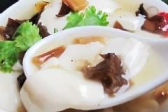 豆腐腦的養(yǎng)生保健功效是什么？吃豆腐腦有哪些注意事項(xiàng)？[圖]