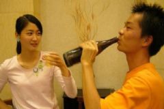 喝酒先簽生死狀，酒喝多了會對身體造成什么傷害？[多圖]