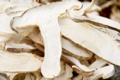 鮮香菇發(fā)霉了還可以吃嗎？鮮香菇發(fā)霉還能吃嗎？[圖]
