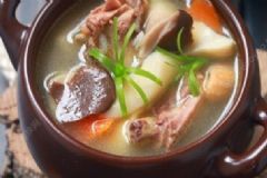 冬季雞湯哪些人不能喝？家中熬雞湯有哪些學(xué)問？[圖]