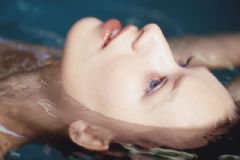 游泳后眼睛紅怎么辦？游泳時(shí)怎么保護(hù)眼睛？[圖]