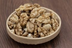 核桃仁怎么去除表面的薄皮？核桃仁應該怎么吃有營養(yǎng)？[圖]