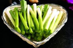 蒜苗有什么功效作用？蒜苗的營養(yǎng)價值有哪些？[圖]
