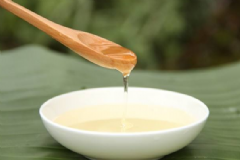 早晨空腹喝淡鹽水有哪些好處？淡鹽水有什么功效作用？[圖]